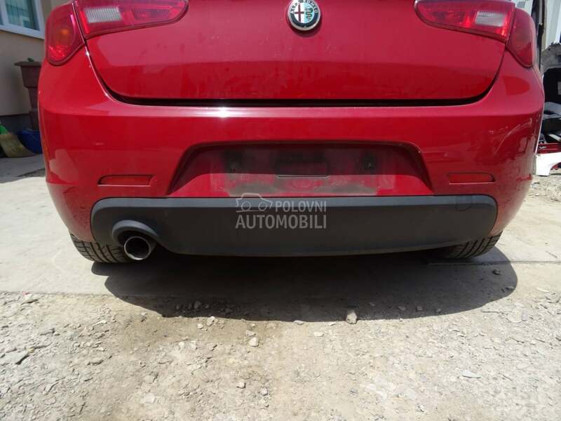 Branik zadnji za Alfa Romeo Giulietta