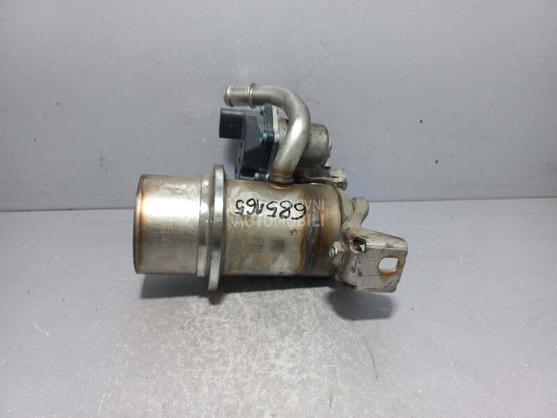 HLADNJAK EGR VENTILA za Volkswagen Passat B8