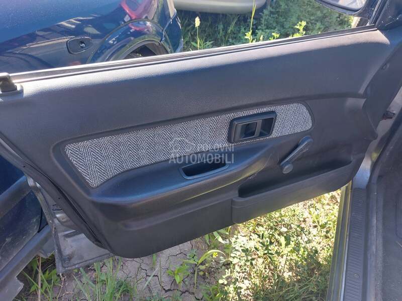 tapaciri za Toyota Corolla od 1987. do 1993. god.