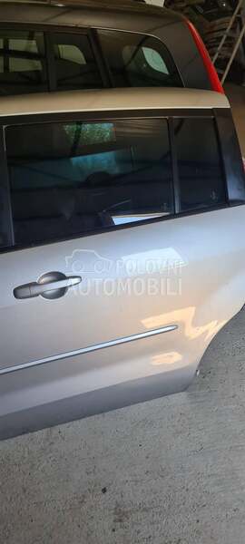 delovi za Mazda 5 od 2003. do 2008. god.