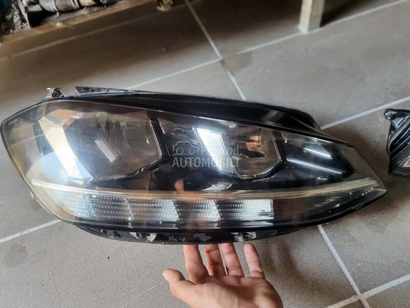 Farovi,krilo,hauba,maska za Volkswagen Golf 7 od 2017. do 2019. god.