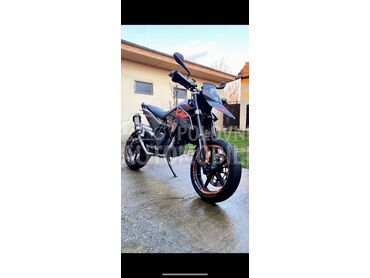 KTM 690 Super Moto Prestige (može zamena), 5.000 €, 2008. , 690 cm3, 25.000 km, 62kW (84 KS), Supermoto, Šid