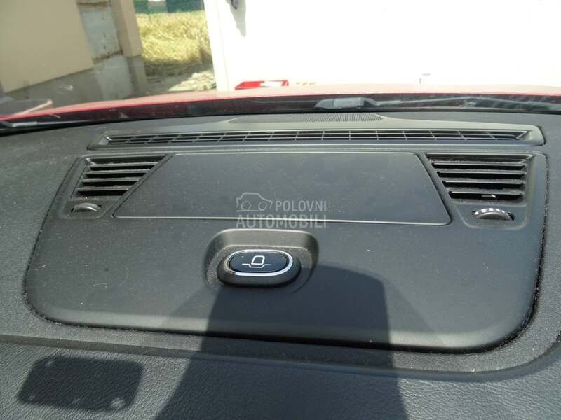 Srednja ventilacija sa table za Alfa Romeo Giulietta