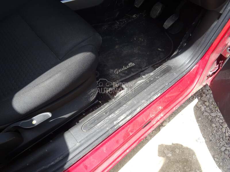 Prag plastika za Alfa Romeo Giulietta