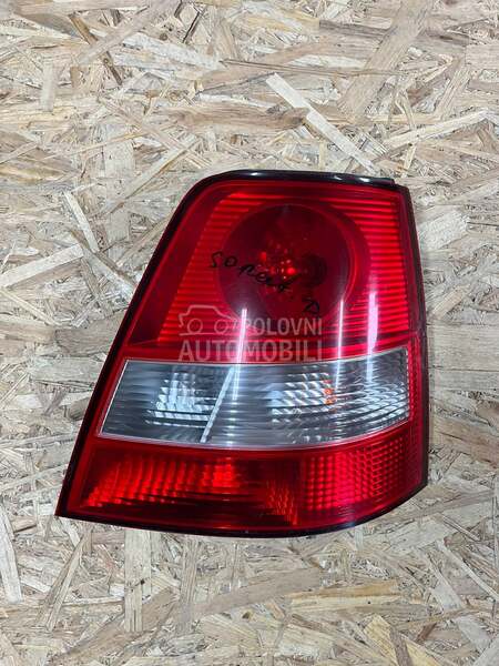 Stop svetlo desno lampa desna za Kia Sorento od 2002. do 2006. god.