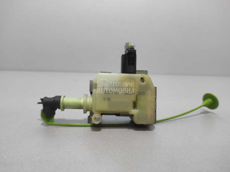 MOTORIC POKLOPCA REZERVOARA za Volvo S60