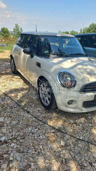 Delovi za MINI One