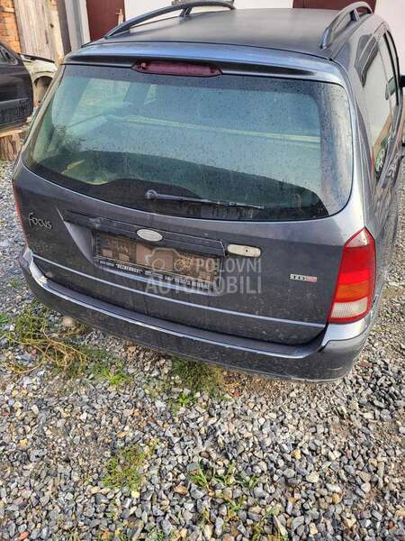 gepek vrata za Ford Focus od 1998. do 2005. god.
