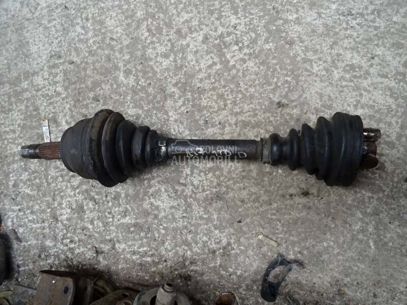Poluosovina leva 1.9 jtd za Alfa Romeo 147