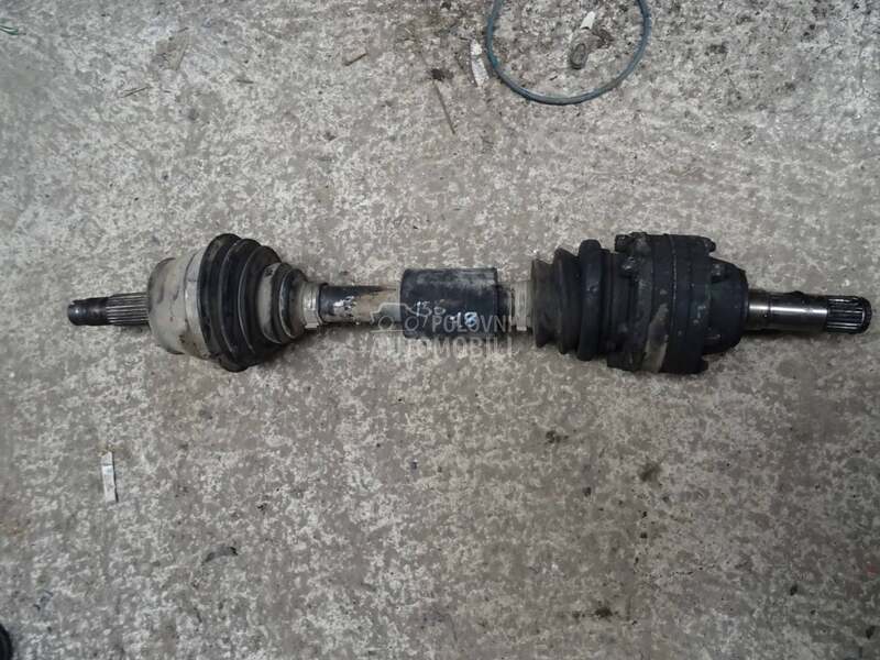 Poluosovina leva 1.8 za Alfa Romeo 156