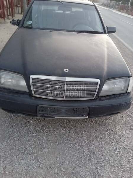 Delovi 2,0 benzin za Mercedes Benz C 180 za 1994. god.