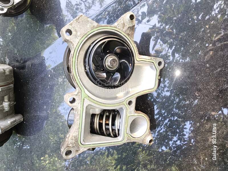 vodena pumpa za BMW Serija 1, Serija 3, Serija 5 ...