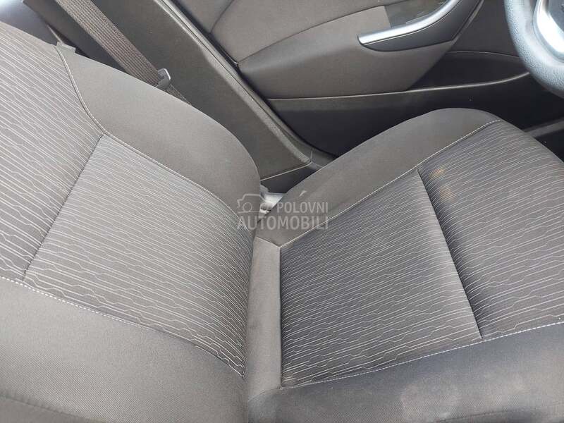 sediste za Opel Astra J