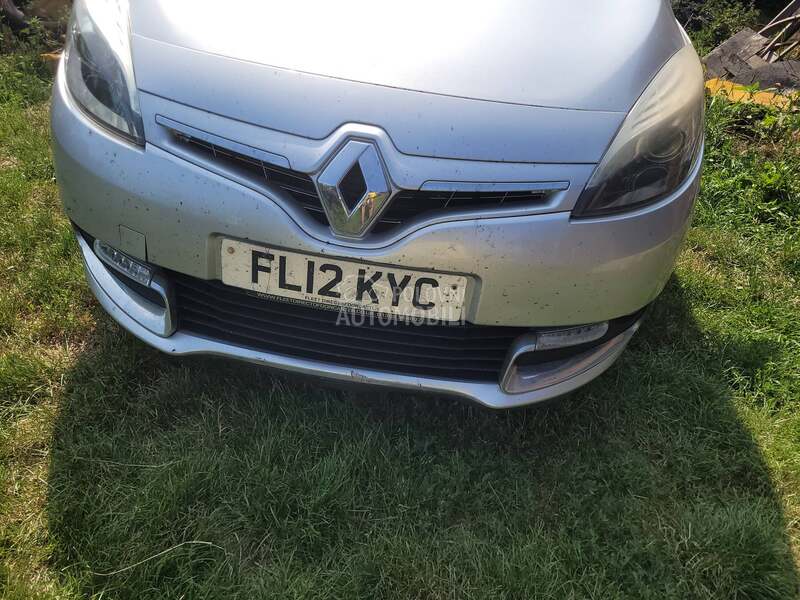 branik grand senik 2015 za Renault Grand Scenic od 2014. do 2016. god.