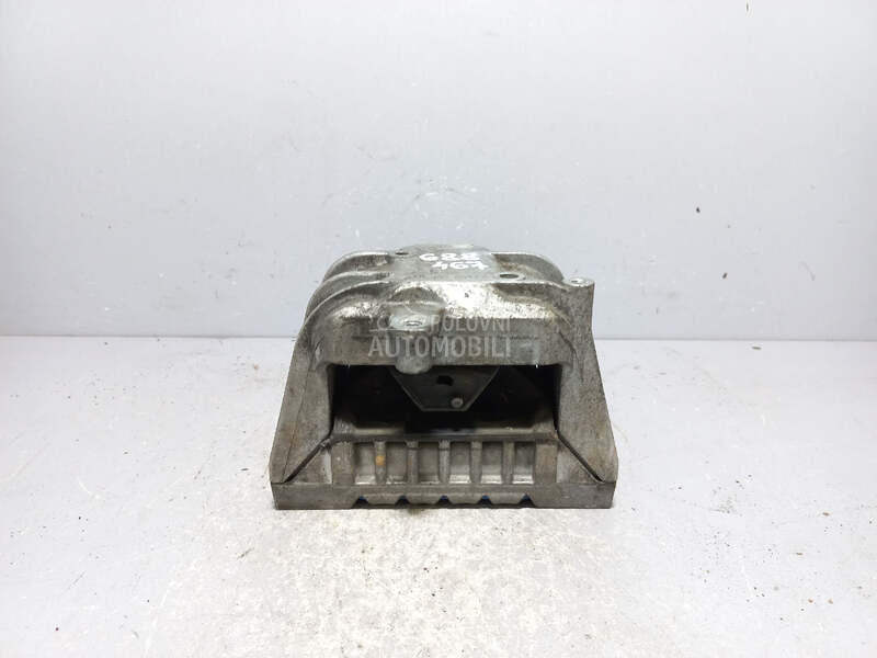 NOSAC MOTORA za Volkswagen Passat B6