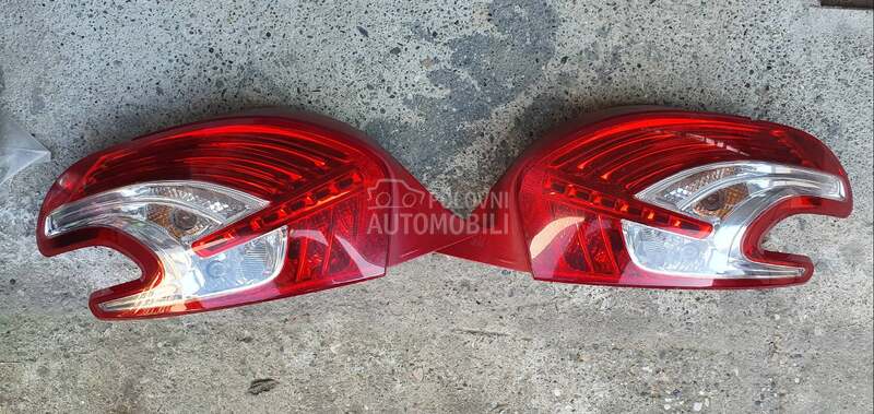 Stop svetlo, stop lampa za Peugeot 208