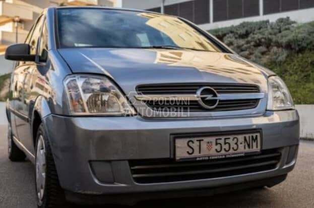 far hauba branik krilo za Opel Meriva od 2004. do 2005. god.
