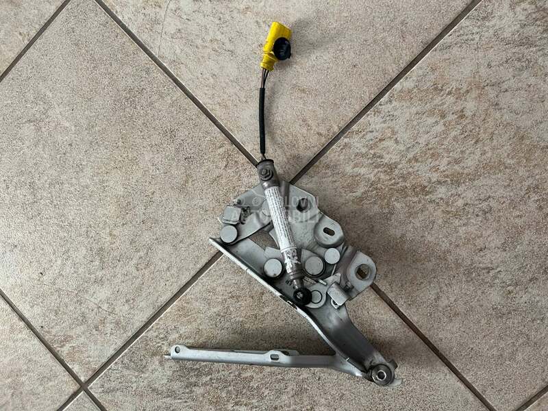 Sarke haube za Audi A3 od 2012. do 2019. god.