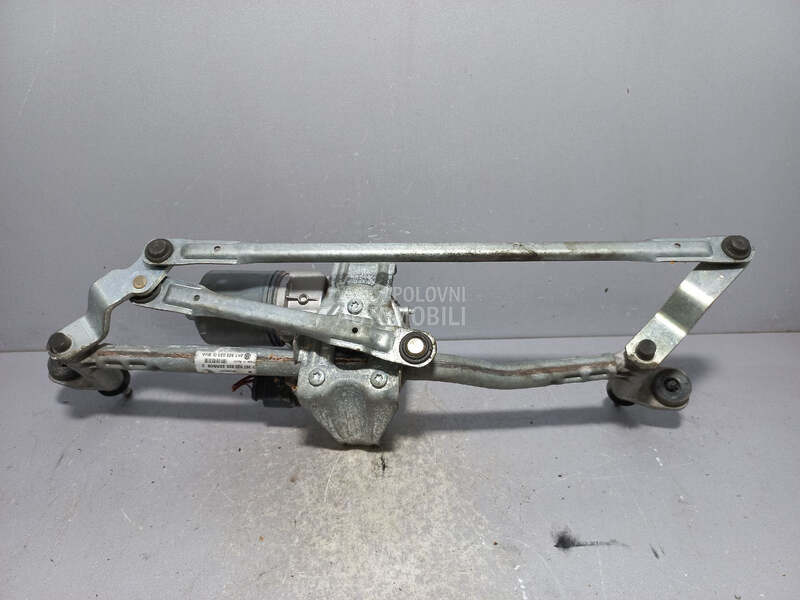 POLUGA BRISACA za Volkswagen Touran