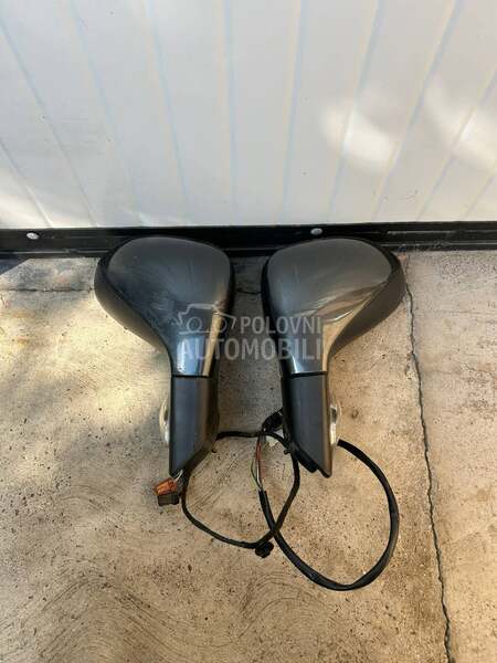 retrovizori za Peugeot 207