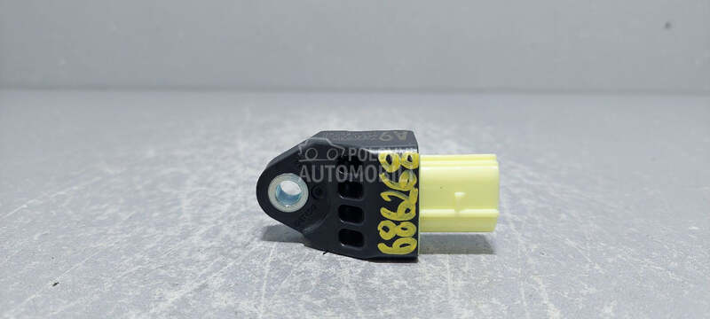 SENZOR AIRBAGA za Toyota Prius