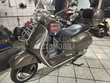 Vespa GTS 300 Touring, 4.100 €, 2014. , 300 cm3, 19.000 km, 18kW (24 KS), Scooter, Mladenovac