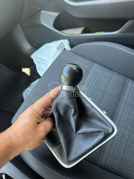 Ručica menjača  6 brz za Volkswagen Passat B6, Passat CC od 2004. do 2010. god.