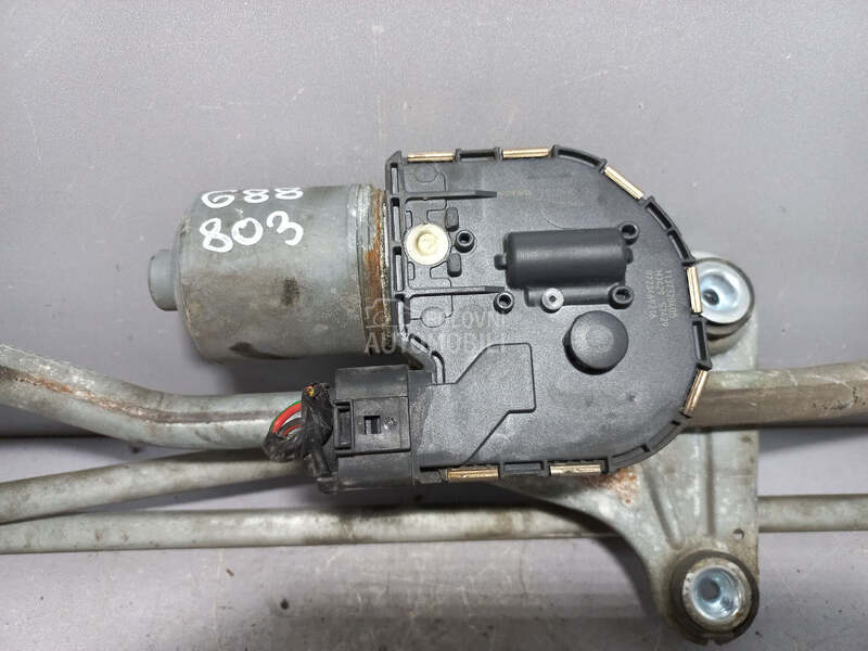 MOTORIC PREDNJEG BRISACA za Volvo V70