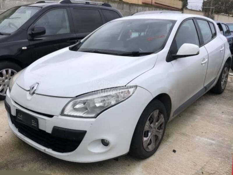 Renault Megane III -  kompletan auto u delovima