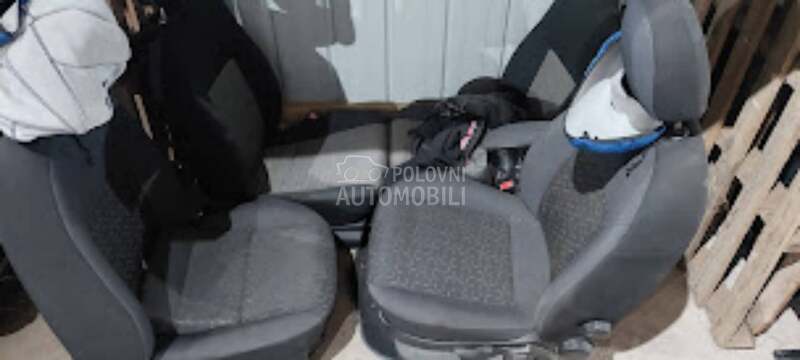 Sedista za Fiat Doblo