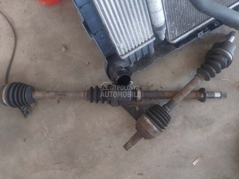 poluosovina za Citroen C8 od 2002. do 2012. god.