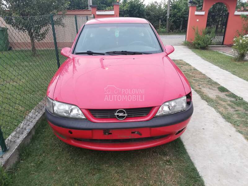 Hauba za Opel Vectra B