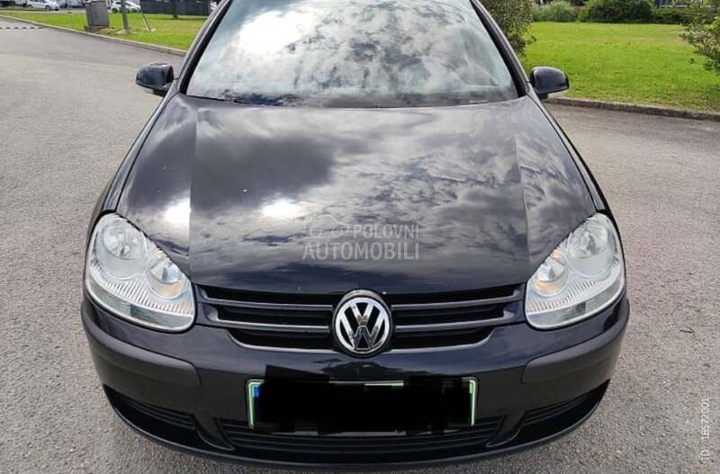 Prednji branik za Volkswagen Golf 5