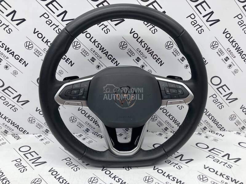 Volan sa šiftericama za Volkswagen Golf 8