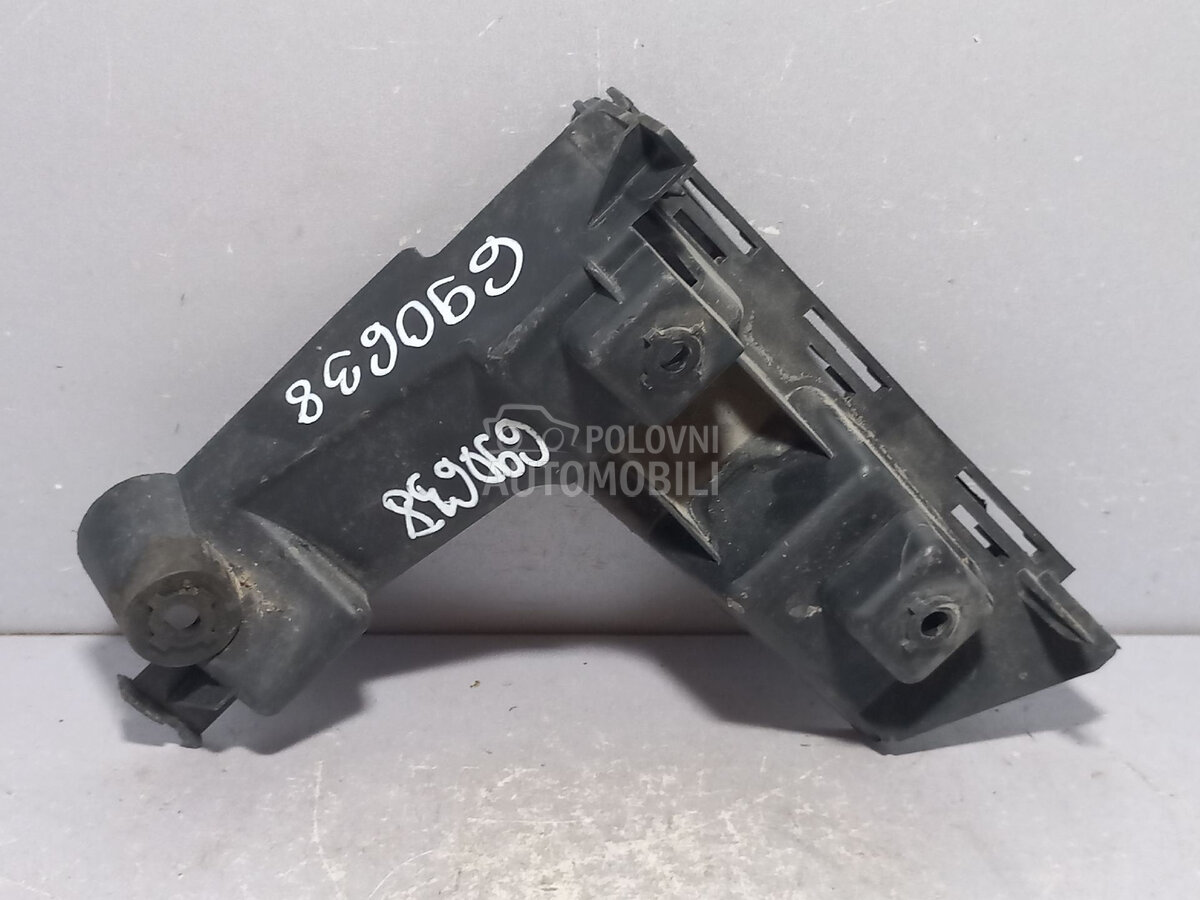 NOSAC ZADNJEG BRANIKA za Volvo V70 - 30678650