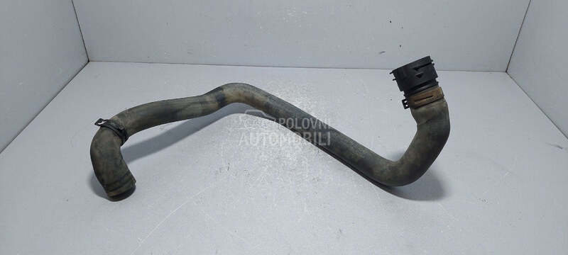 CRIJEVO za Volkswagen Passat B6 - 3C0122051AT