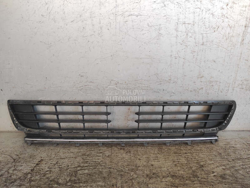 RESETKA BRANIKA za Volkswagen Golf 7 - 5G0853677E