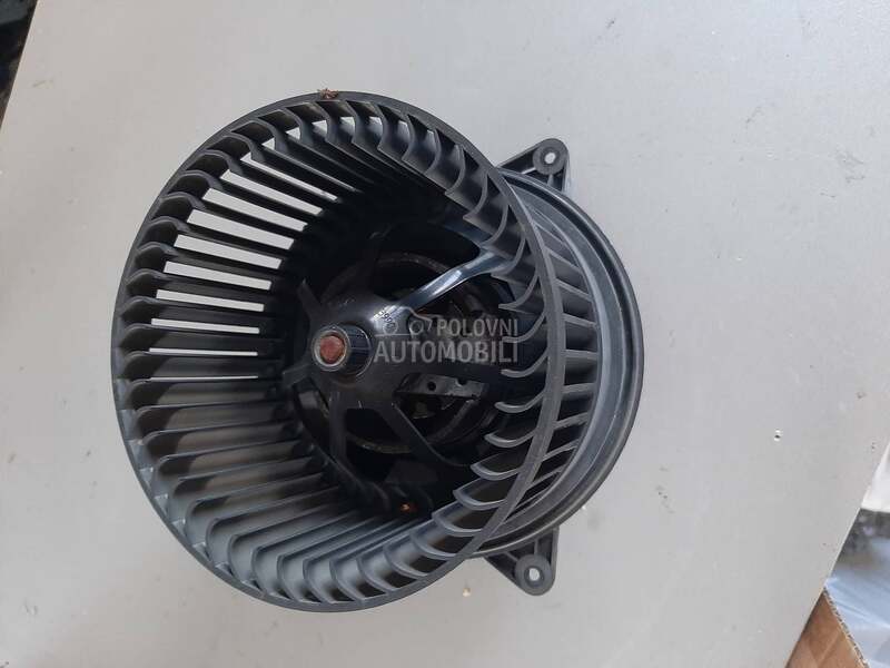 ventilator u kabini za Ford Focus od 1998. do 2005. god.