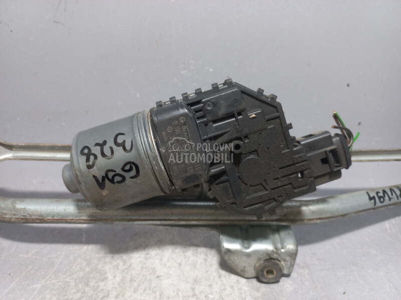 MOTORIC PREDNJEG BRISACA za Volkswagen Passat B5