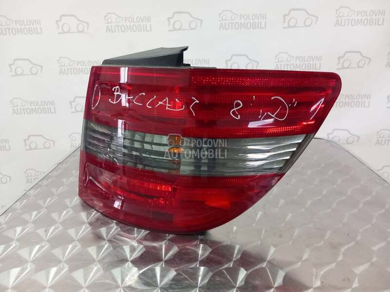 STOP LAMPA za Mercedes Benz B 150, B 170, B 180 ... od 2005. do 2009. god.