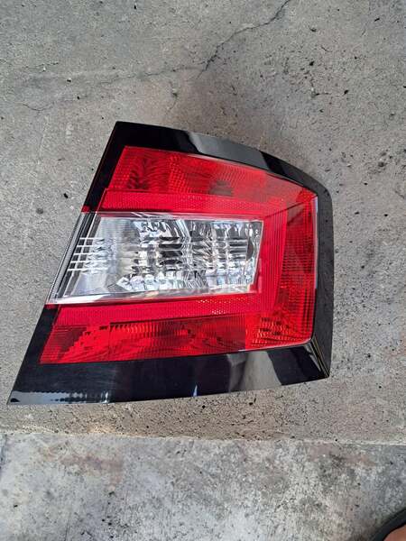 Stop lampa za Škoda Fabia