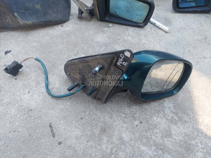 desni retrovizor za Volkswagen Polo od 2000. do 2001. god.
