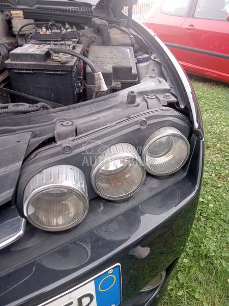 levi/desni far za Alfa Romeo 159