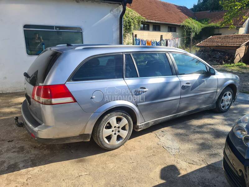 Delovi za Opel Astra G, Astra H, Signum ...