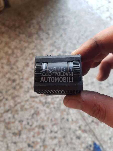 Taster za podešavanje svetla za Volkswagen Polo od 2001. do 2009. god.
