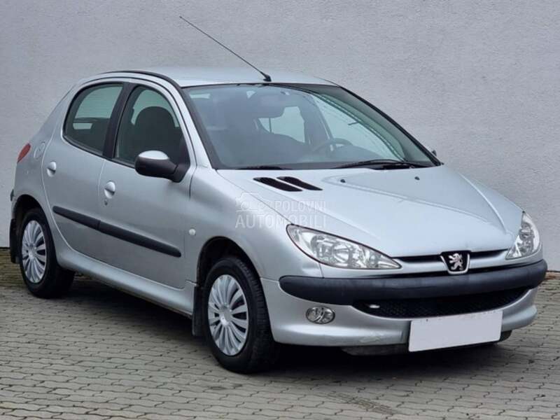 Peugeot 206 -  kompletan auto u delovima
