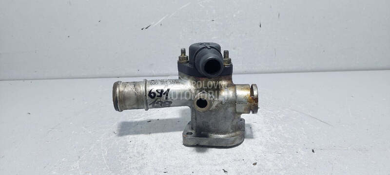 KUCISTE TERMOSTATA za Volkswagen Passat B5