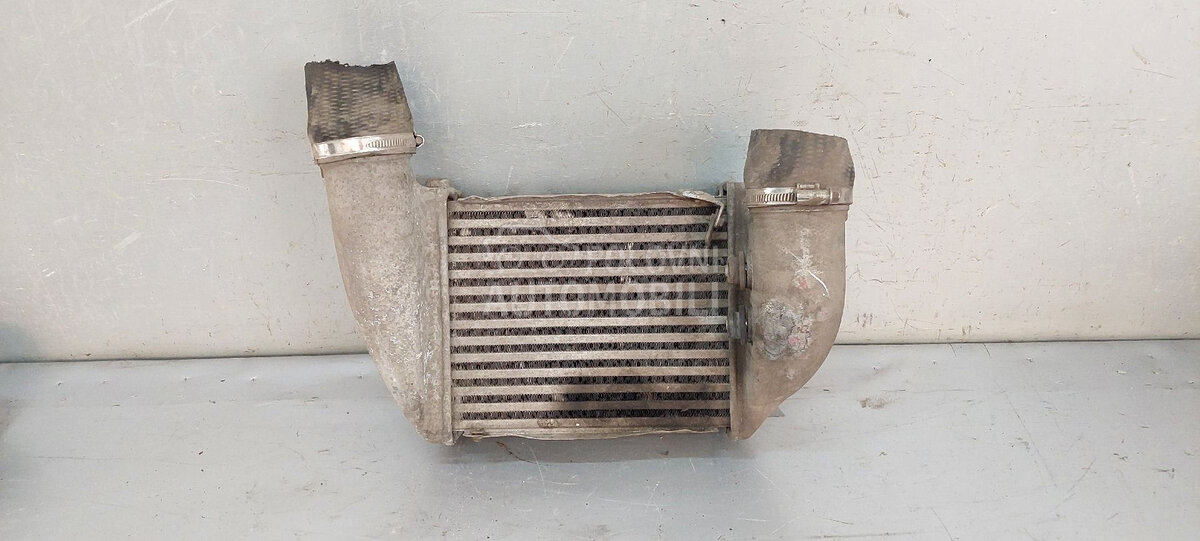 INTERKULER za Audi A6 - 077145806F