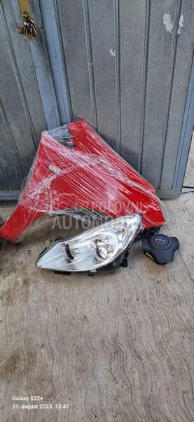 orginalno desno krilo za Opel Corsa D