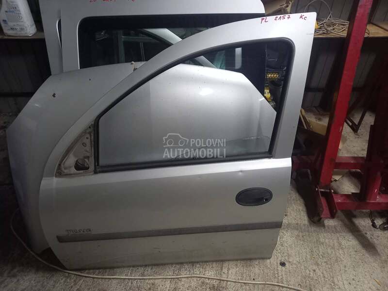Vrata siva boja z157 za Opel Combo